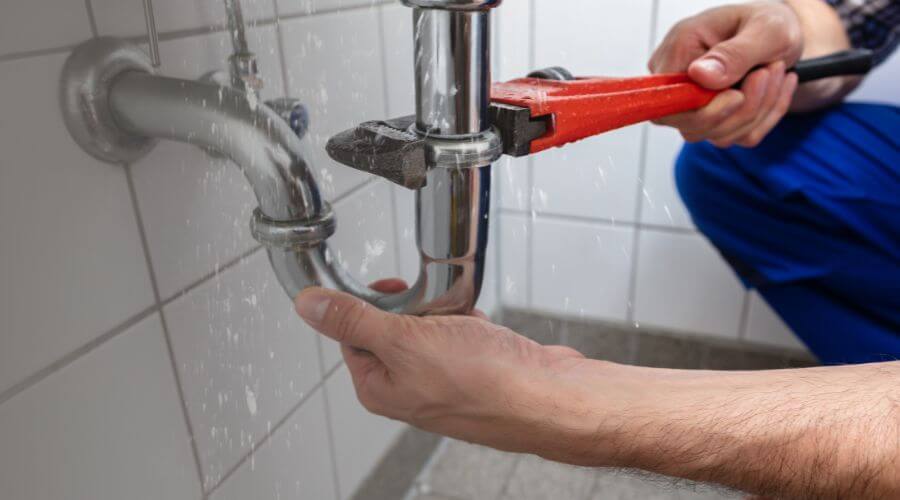 Local tankless water heater installation in Thebes, IL